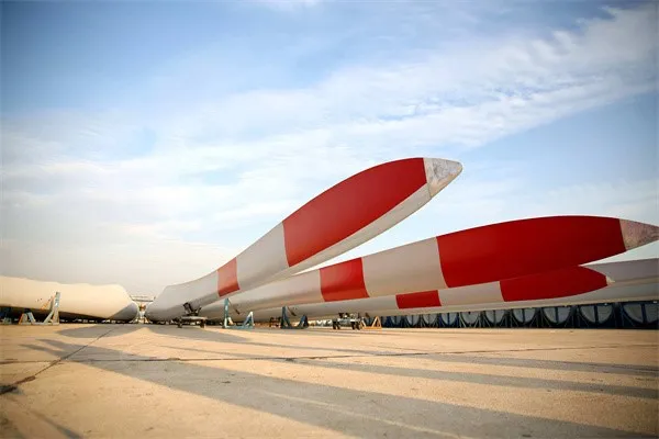 136-blade-transportation 136-blade-transportation